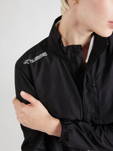Hummel Спортивная куртка 'RUN' в Черный