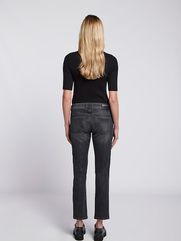 Goldgarn Regular Jeans in Schwarz