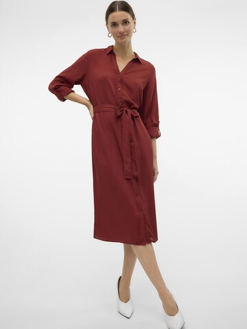 Robe-chemise 'BUMPY' VERO MODA en marron