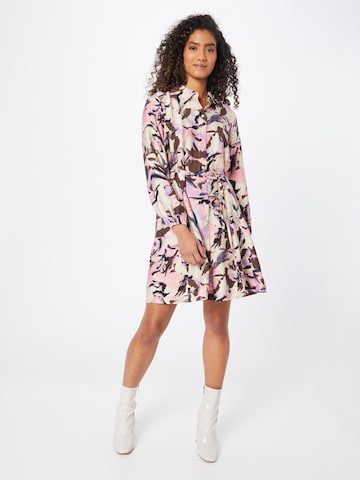 Robe-chemise VERO MODA en rose : devant