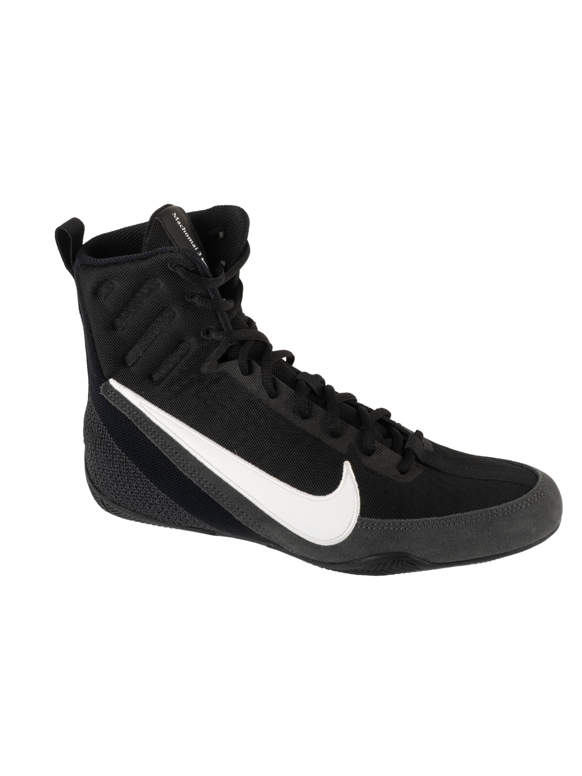 Baskets hautes 'Nike Machomai 3' NIKE en noir : devant