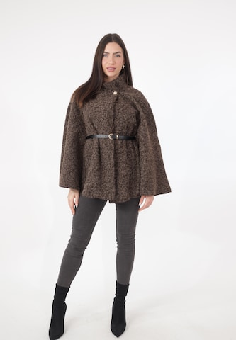 Cape Elara en marron : devant