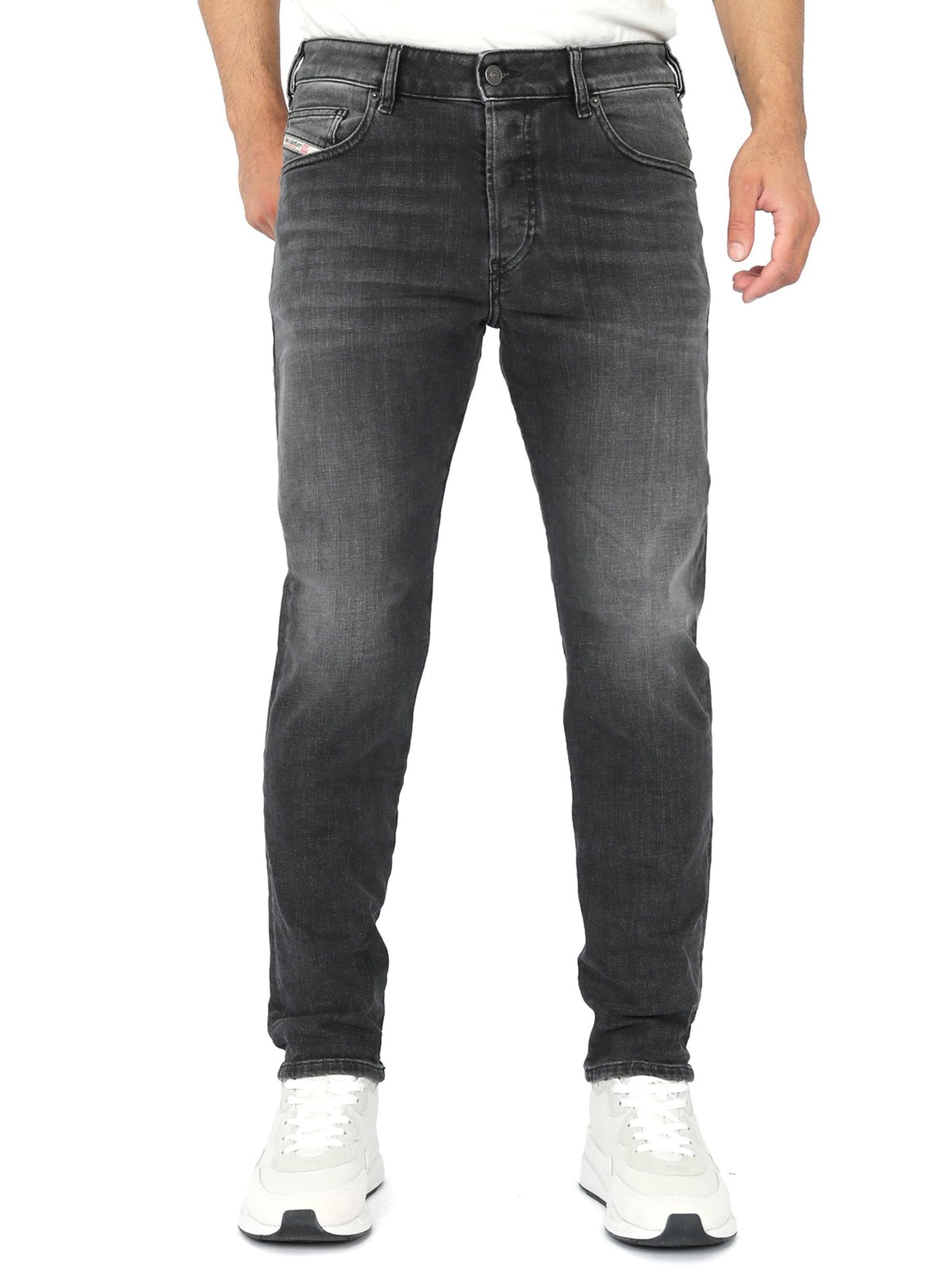 DIESEL Regular Jeans 'D-YENNOX' in Grijs: voorkant