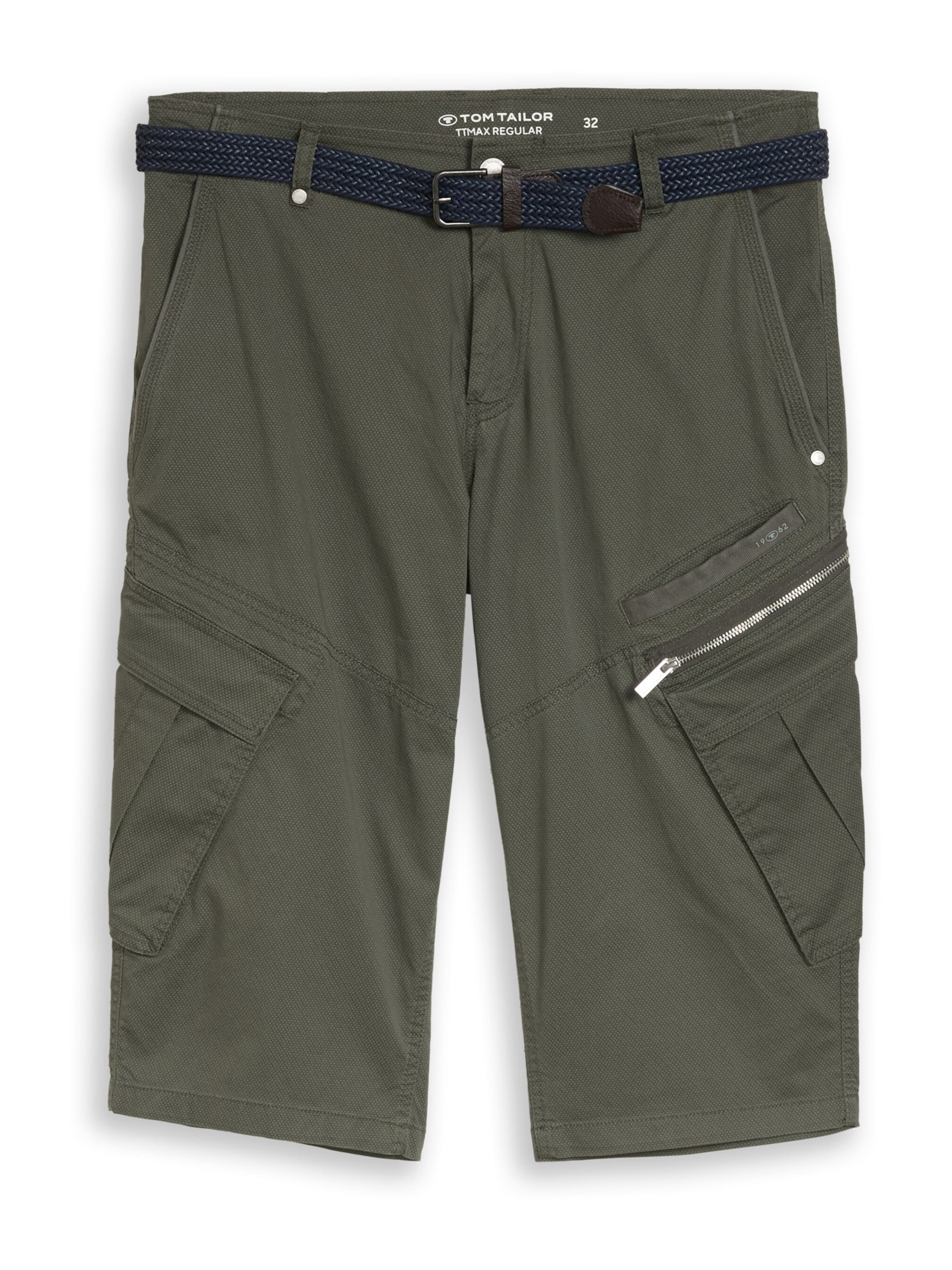 TOM TAILOR Regular Cargo Pants in Green: front