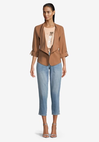 Betty & Co Blazer in Brown: front