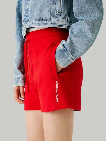 Red Bull Racing x Pepe Jeans Regular Broek in Rood