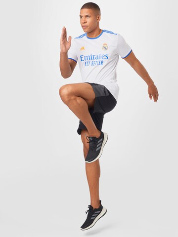 ADIDAS SPORTSWEAR - Camiseta de fútbol 'Real Madrid' en blanco