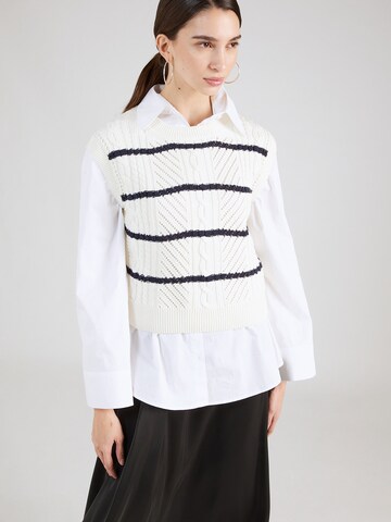 Pullover di Marks & Spencer in bianco: frontale
