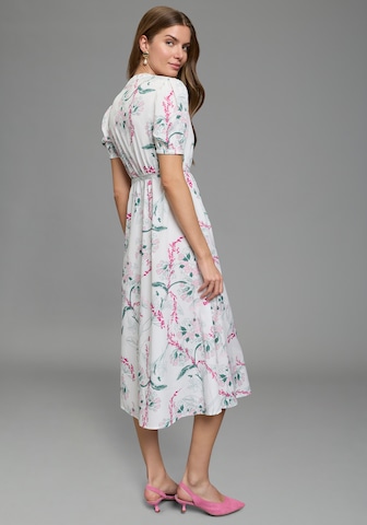 LAURA SCOTT Kleid in Weiß