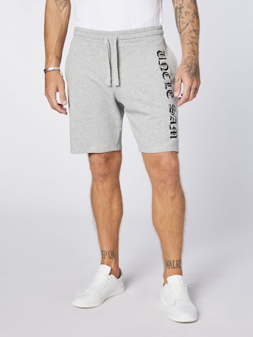 UNCLE SAM Regular Pants in Grey: front