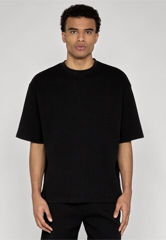 T-Shirt Urban Classics en noir : devant
