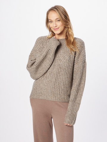 Abercrombie & Fitch Sweater in Brown: front