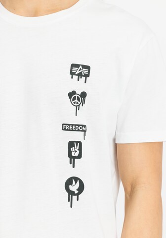 Tricou 'Freedom' de la ALPHA INDUSTRIES pe alb