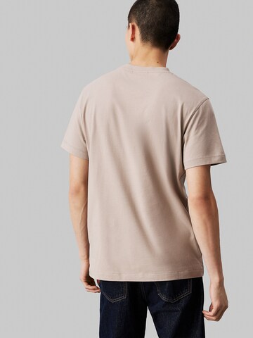 T-Shirt Calvin Klein Jeans en gris