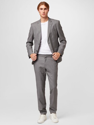 BOSS Black Regular Suit 'Huge' in Grey: front