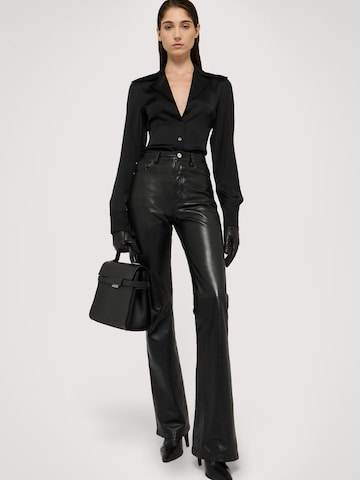 évasé Pantalon Trussardi en noir