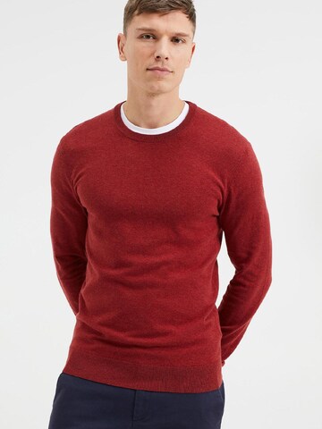 WE Fashion Sweater in Red: front