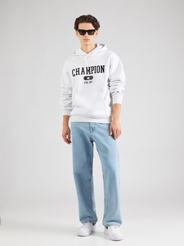 Champion Authentic Athletic Apparel Sweatshirt in Grau