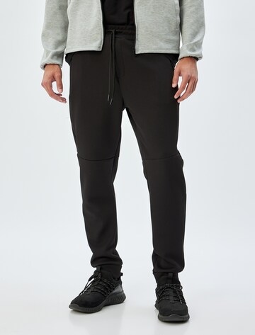 Koton Regular Broek in Zwart: voorkant