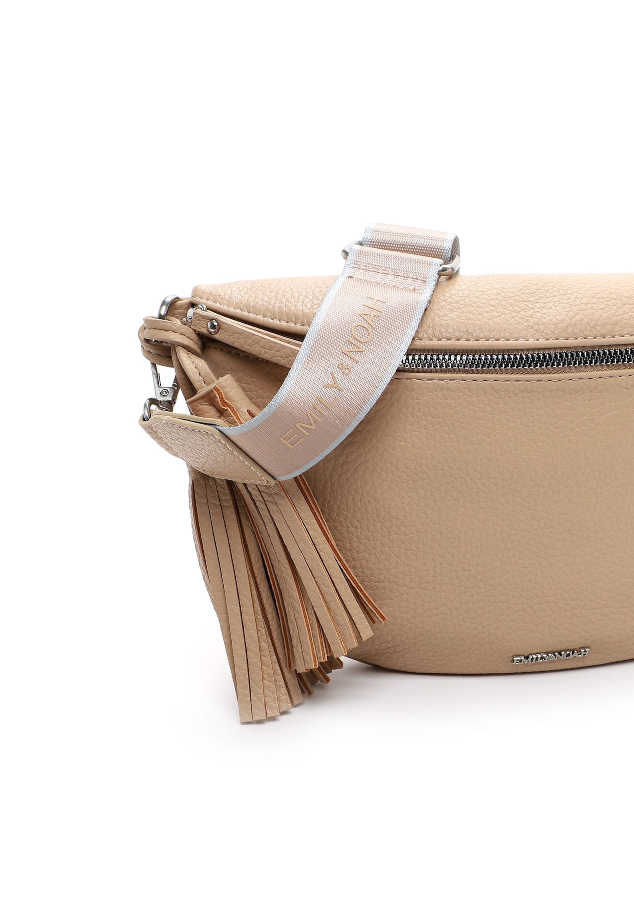 Emily & Noah Schoudertas ' E&N Belli ' in Geel