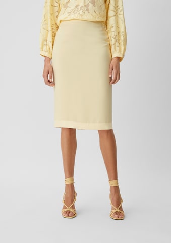 COMMA Skirt in Yellow: front