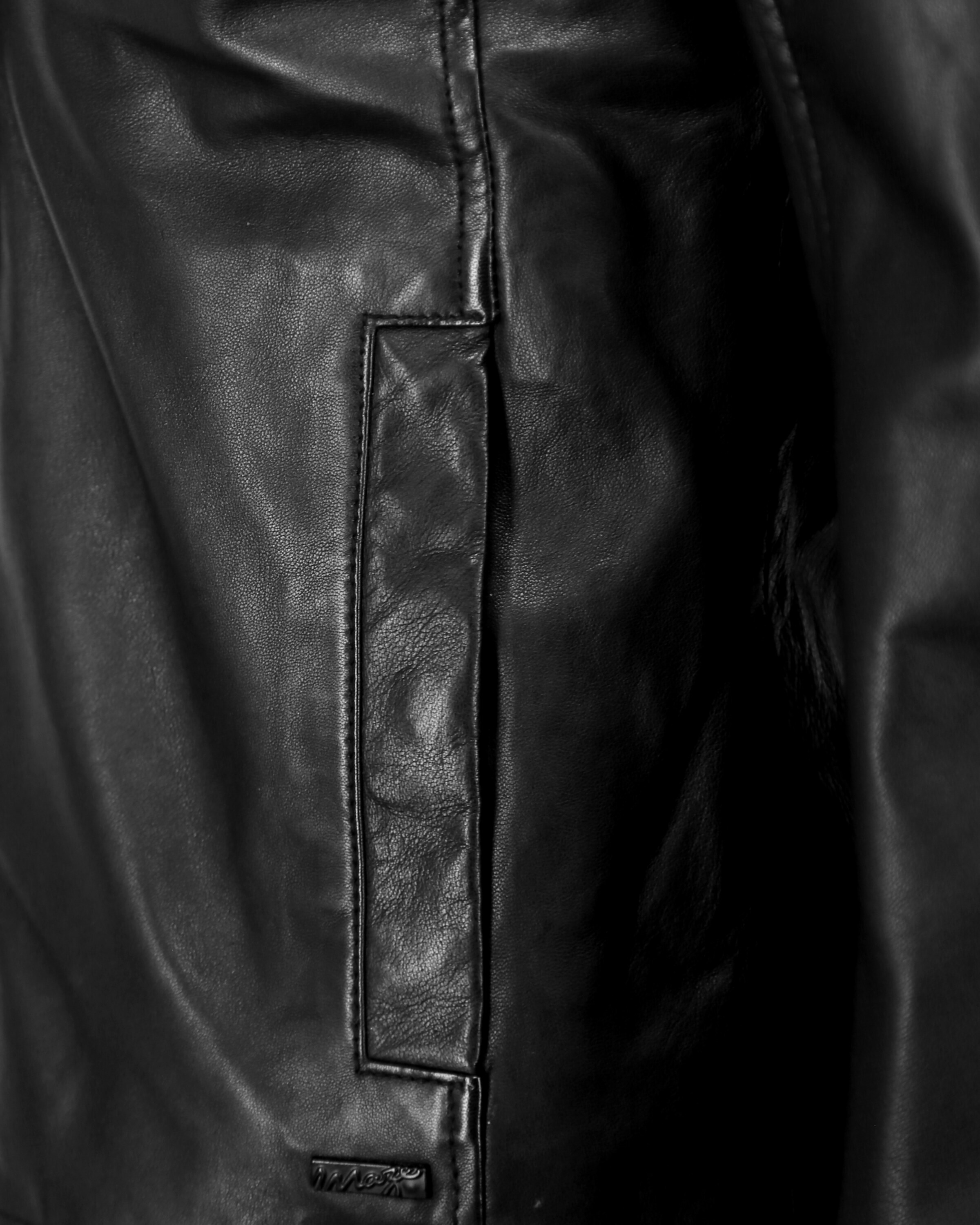 Maze Tussenjas in Zwart