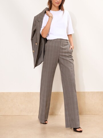 Lipsy Loose fit Trousers in Grey
