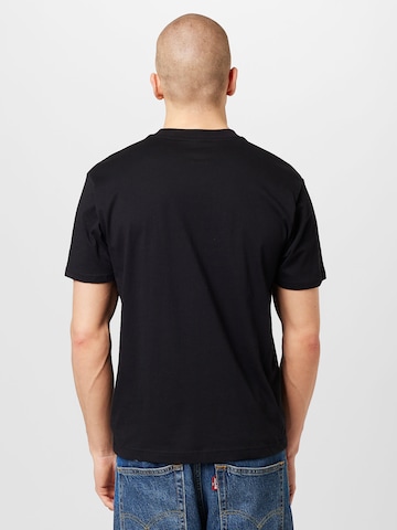 T-Shirt new balance en noir