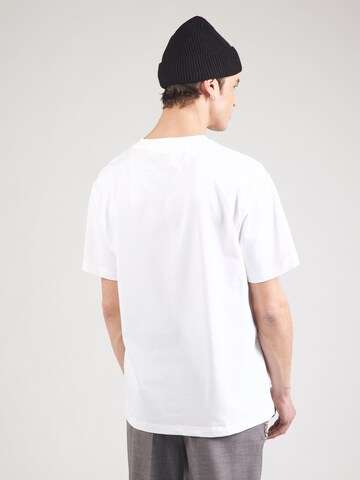 ARMEDANGELS T-shirt 'AADRU' i vit