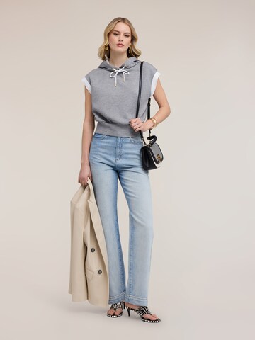 Pull-over MOTIVI en gris