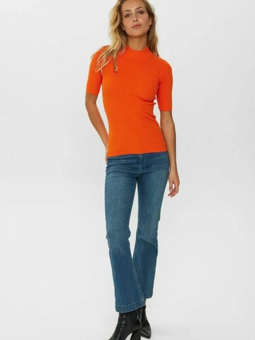 NÜMPH Trui 'Bia' in Rood