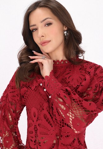 faina - Blusa em vermelho