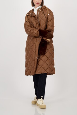 monari Mittens in Brown