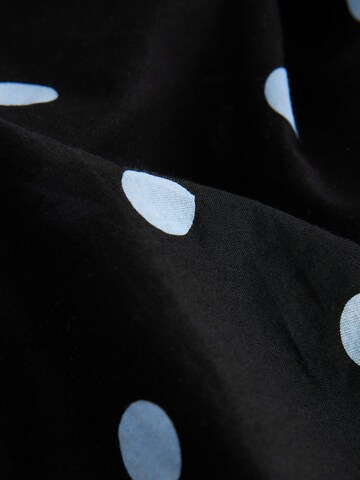 Robe Next en noir