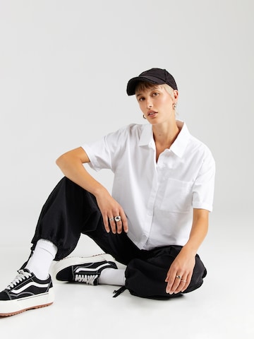 VANS Блузка 'McMillan' в Белый