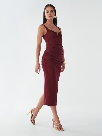 Robe 'Brookes' BWLDR en rouge