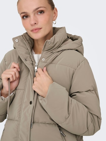 ONLY Vinterfrakke 'ONLSmilla' i grå