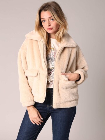 Veste d’hiver 'Rusalka' Deeluxe en beige : devant