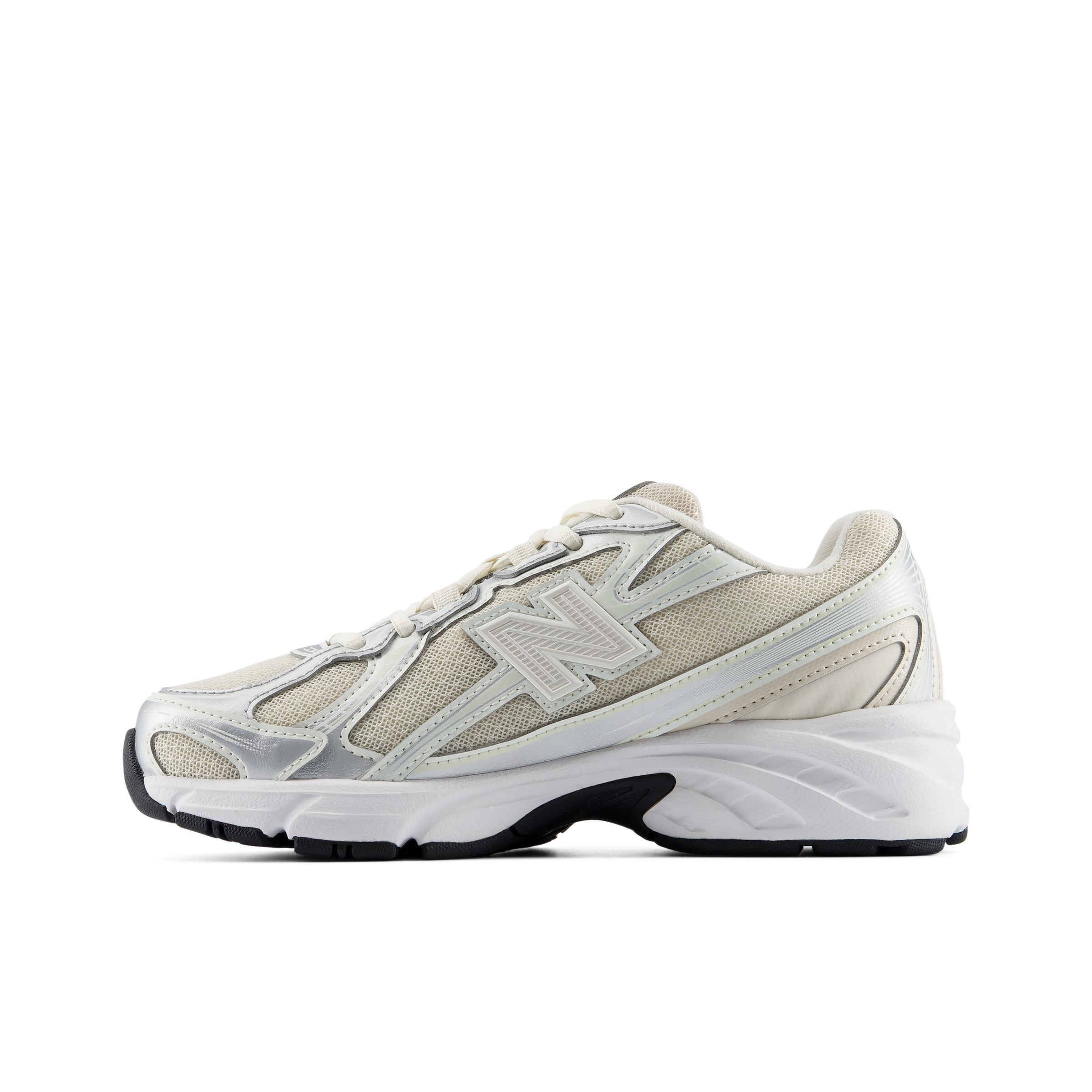 new balance Trainers '740' in Beige