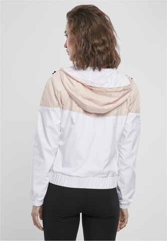 Urban Classics Overgangsjakke 'Arrow Windbreaker' i hvid