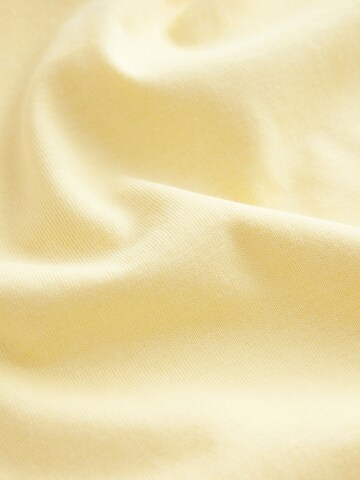 T-Shirt Next en jaune