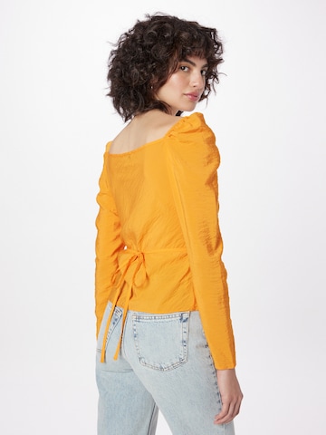 TOPSHOP Blouse in Yellow