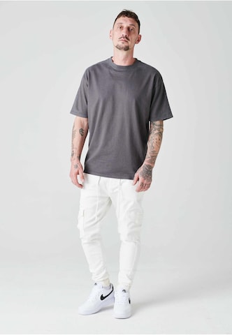 2Y Premium Tapered Jeans in Beige