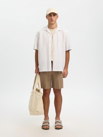 SELECTED regular Παντελόνι με τσάκιση 'SLHLEROY' σε καφέ