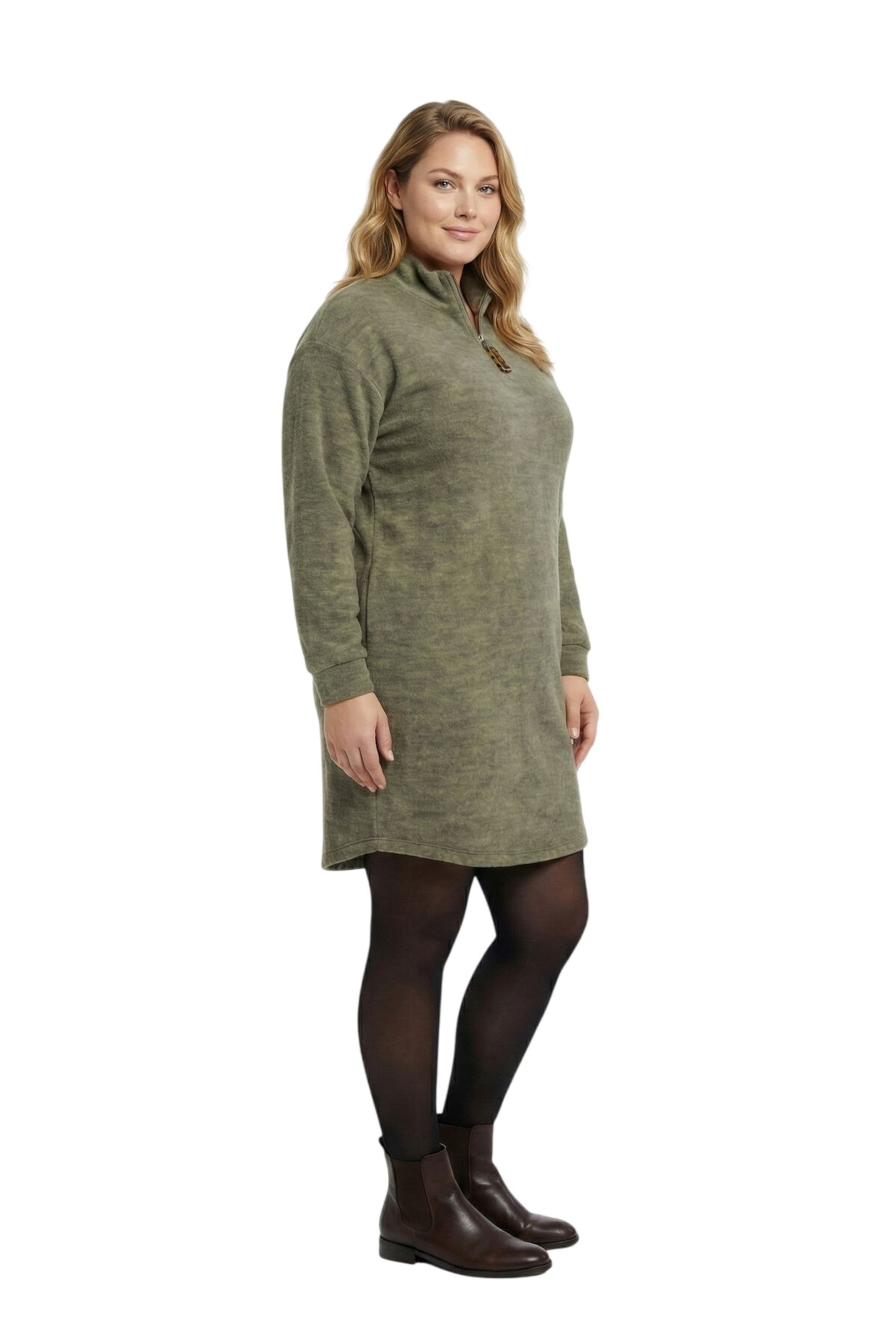 Stil Diva Dress in Green