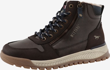 MUSTANG Veterboots in Bruin: voorkant