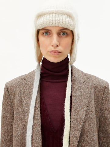 Bonnet ARMEDANGELS en beige : devant