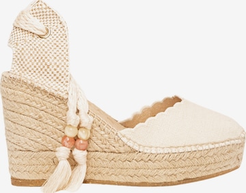 Alhamas Sandals 'Alpargata Cuña 10 cm' in Beige: front