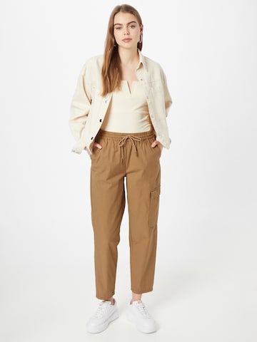 Regular Pantalon cargo s.Oliver en marron