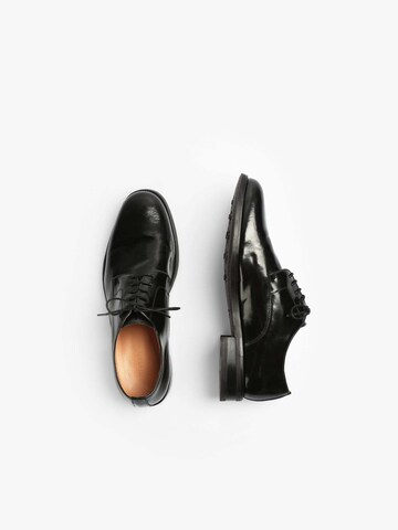 Scalpers Schnürschuh in Schwarz